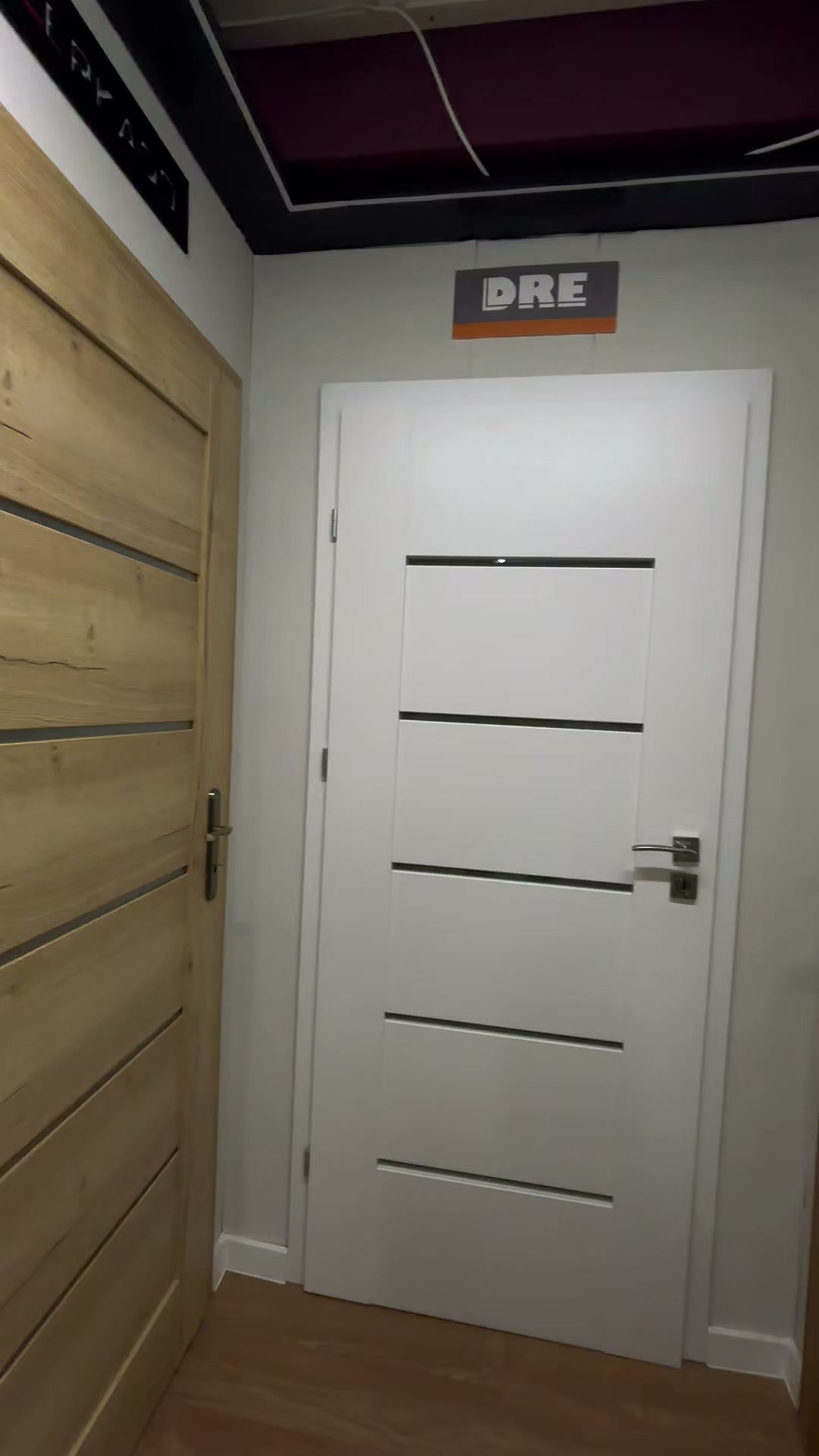 Salon ExpertRoom Drzwi, Podłogi, Ściany i Listwy
