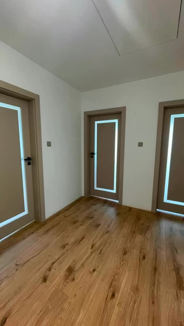 Salon ExpertRoom Drzwi, Podłogi, Ściany i Listwy